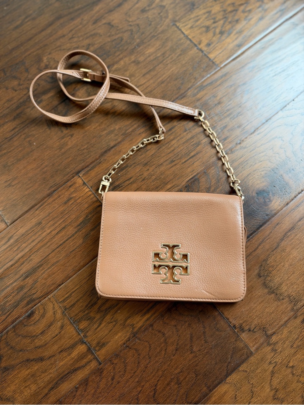 Tory Burch Tan Leather Crossbody with Gold Logo